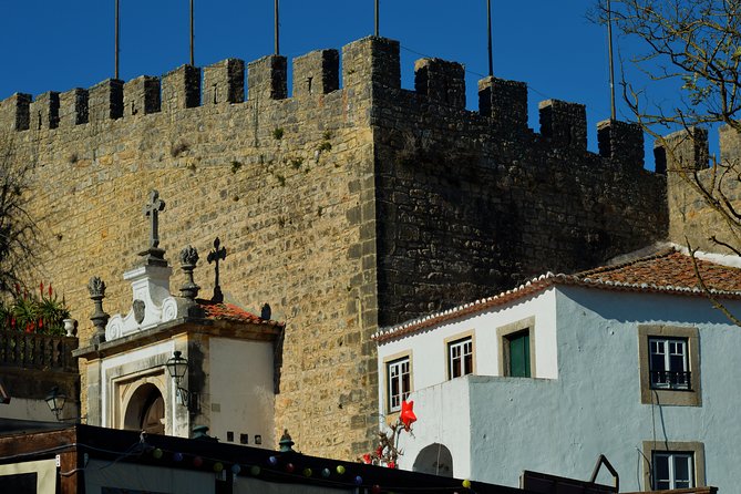Óbidos: Medieval Tales & Secrets Spots - São Tiago Church becomes a bookstore, and that change is the point