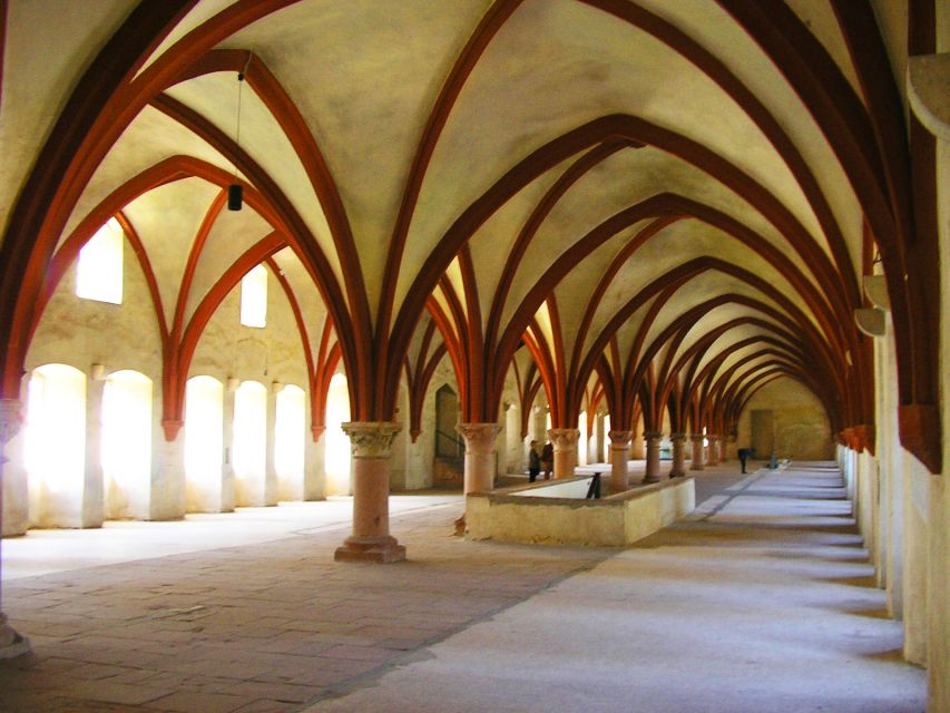 Óbidos, Nazaré & Alcobaça: Private Trip by Car - Alcobaça Monastery: UNESCO scale, royal tombs, and why “first Gothic” matters