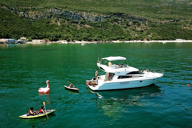 Ocean Bliss: Full Day Yacth Group Tour in Arrábida from Lisbon - Crew service, comfort, and handling older passengers