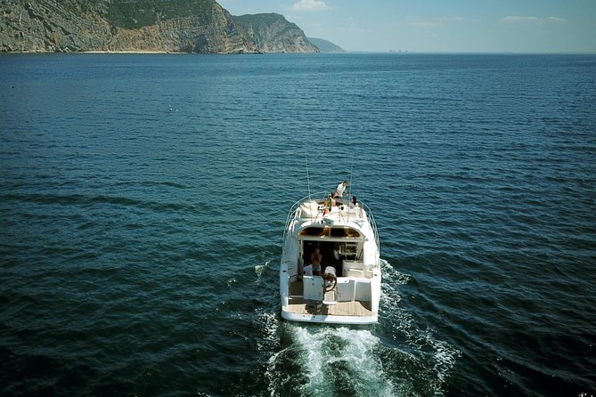 Ocean Bliss: Full Day Yacth Group Tour in Arrábida from Lisbon - Your 9:00 am itinerary: beaches, anchors, and passing scenery