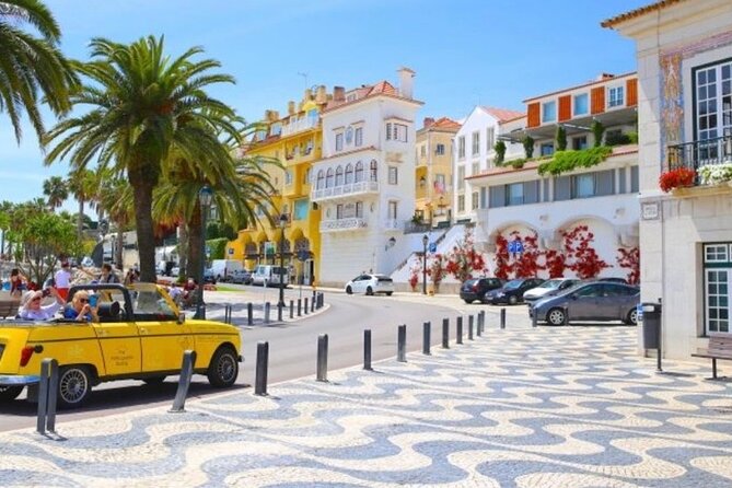 Palace Penna entrance included, Sintra, Cascais, Cabo Roca, private - Private pickup and an 8-hour route that avoids the mess