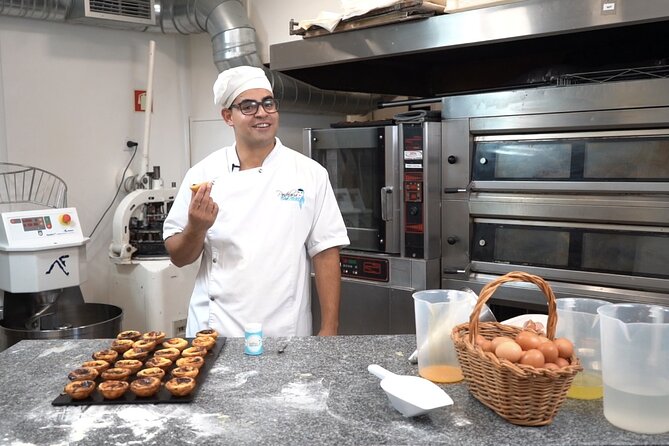 Pastel de Nata Masterclass at a Real Bakery in Downtown Lisbon - Entering The Bakery By Santa Justa