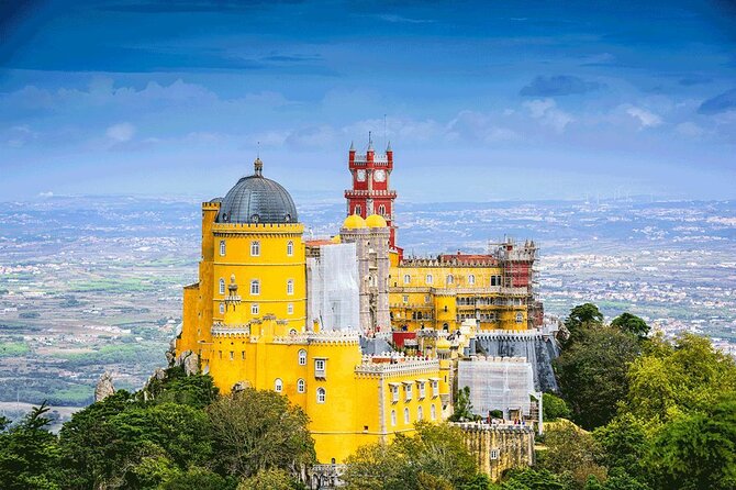 Pena Palace Jeep Safari - Stop 1: Guided visit inside the Park and National Palace of Pena
