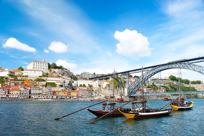Porto Private Personalized Full Day Journey from Lisbon - Getting picked up in Lisbon without the stress