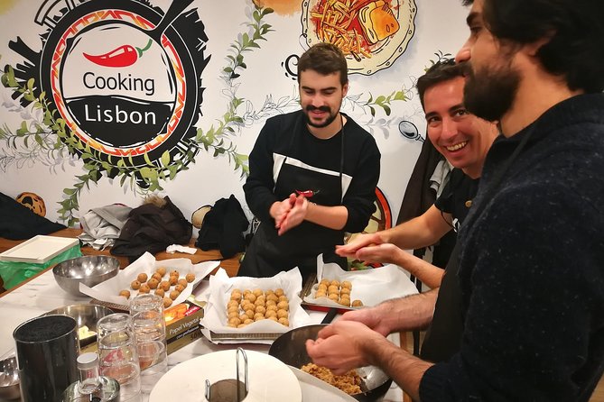 Portuguese Cooking Experience in Lisbon - Hands-On Cooking Versus Watching: How the Class Really Works