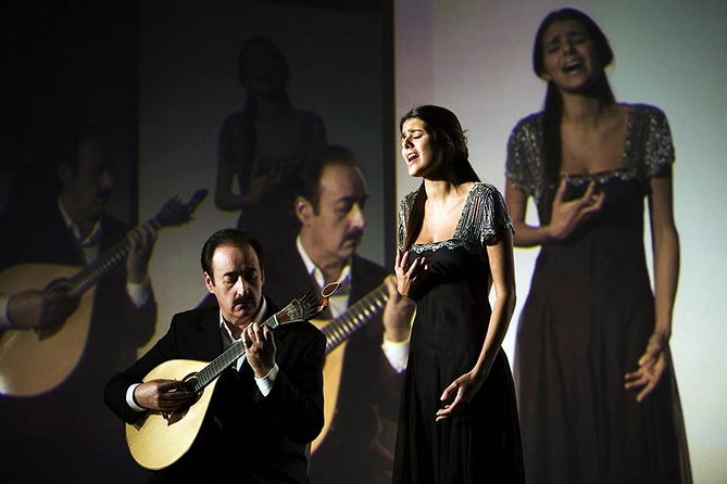 Portuguese Fado Live Music Show in Lisbon - Why Lisbon’s fado night feels different