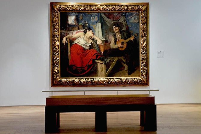 Portuguese Fado Live Music Show in Lisbon - The guide’s role: turning music into meaning
