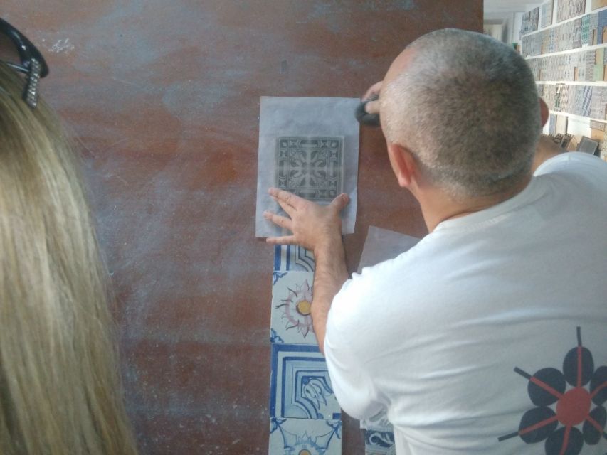 Portuguese Tiles and Wine History - Private Tour - Palmela Castle: the first guided stretch and scenic payoff