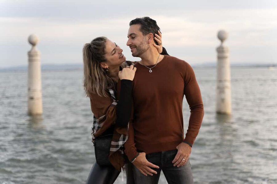 Praça do Comércio: Professional Photoshoot with a Local - The Photos: What Happens After the Shoot
