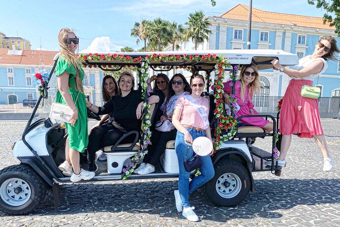 Private 1H30 Tuk Tuk Tour in Lisbon City - Starting at Time Out Market, then rolling into central Lisbon