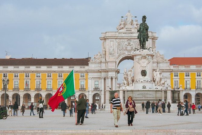 Private 4-hour city tour of Lisbon with driver & official guide w/ Hotel pick up - Why this 4-hour private Lisbon setup is so smart