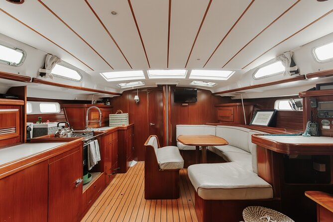 Private Boat Tour in Lisbon - Meeting at Doca de Alcântara, start where the city turns to water