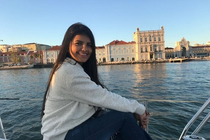 PRIVATE BOAT TOUR Lisbon - Private on the water, limited to 12 people