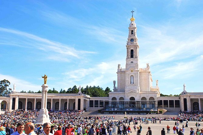 Private day tour Fatima and Obidos from Lisbon - Why Fátima and Óbidos make sense in one day