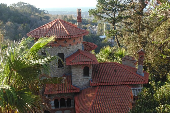 Private Day Tour from the Centre to the Highest Point in Sintra. - Vila Sassetti style gardens near the center, a quiet warm-up