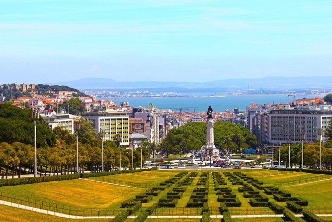 Private day Tour of Lisbon - Private Lisbon Highlights, with Real-Time Touring Comfort
