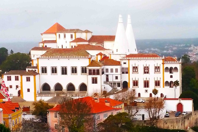 Private day tour of Obidos and Sintra from Lisbon - Why the driver-guide matters on a day like this