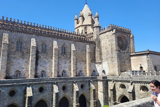 Private Évora Tour - Megaliths, Historical Center and Cork Region - Cathedral of Évora (Sé): the cloister and the best city views