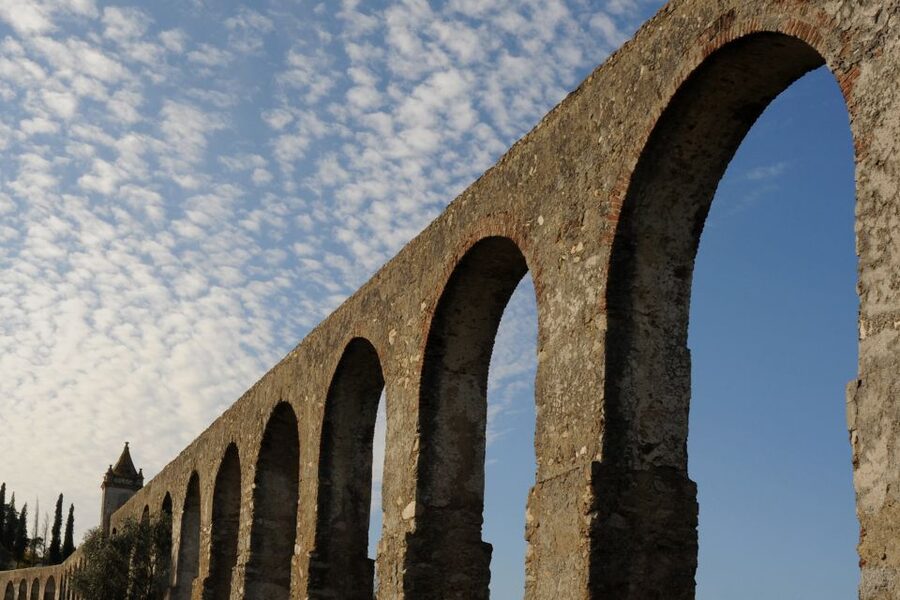 Private Évora World Heritage Tour from Lisbon - Guide and driver experience, the value of real flexibility