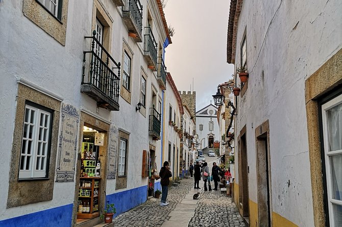 Private Experience Óbidos Nazaré and Fátima or Aveiro and Óbidos - Farol de Nazaré viewpoints: quick stop, big payoff, weather decides