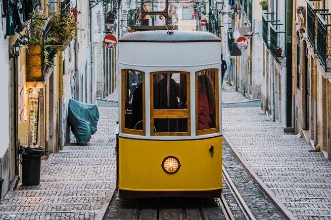 Private Guided Walking Tour in Lisbon - Why the Baixa to Carmo route feels efficient in Lisbon