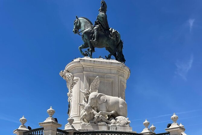Private Guided Walking Tour in Lisbon - Rossio Square, the fast way to feel the pulse of central Lisbon
