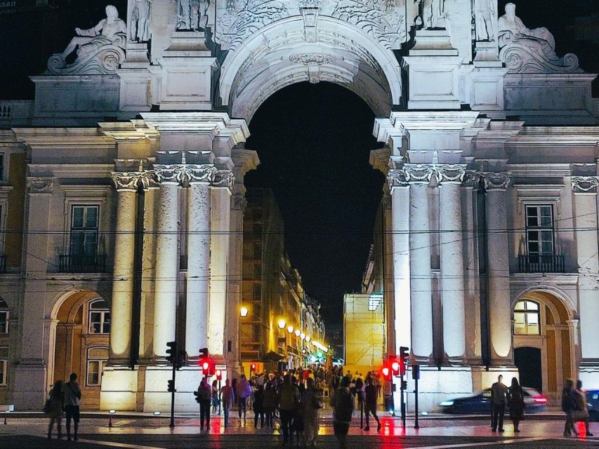 Private half-day Lisbon by Night Fado UNESCO Heritage &Views - Senhora do Monte: the panoramic finish that makes the whole night click
