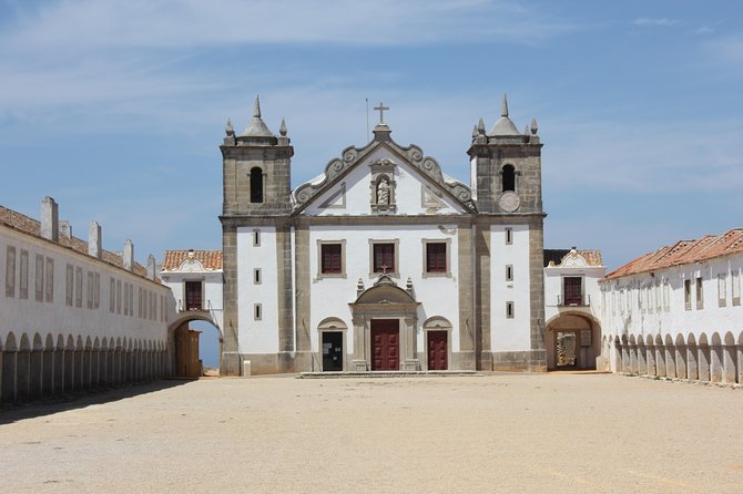 Private Half-Day Tour to Arrabida from Lisbon - Stop 2: Costa da Caparica’s Praia das Bicas Viewpoint
