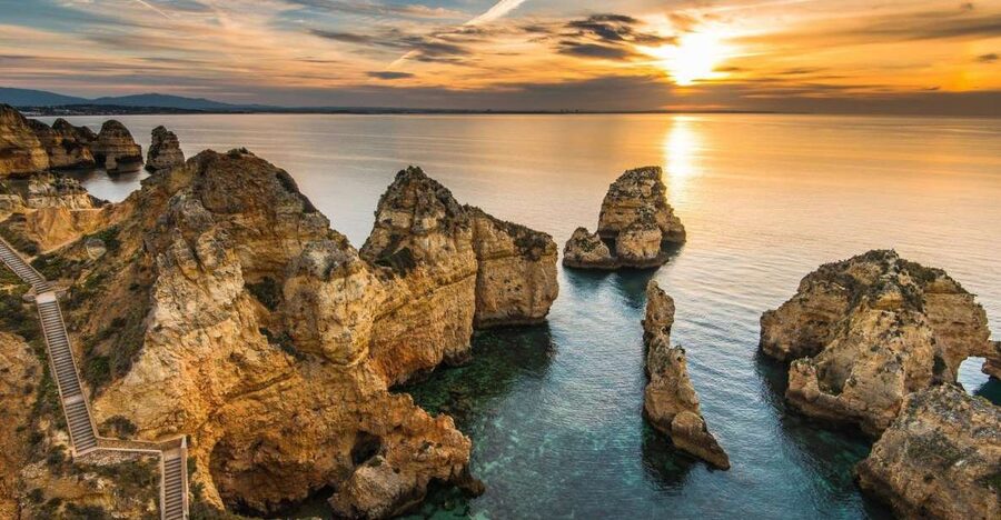 Private Lagos and Benagil Tour from Lisbon - FAQ
