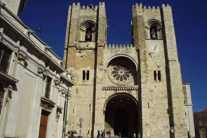 Private Lisbon Historical Tour on a Tukxi - Why a Tukxi makes Lisbon feel like a city you can read