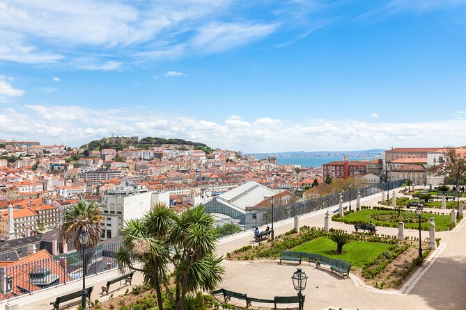 Private Lisbon Historical Tour on a Tukxi - The Alfama to São Jorge Castle viewpoint moment