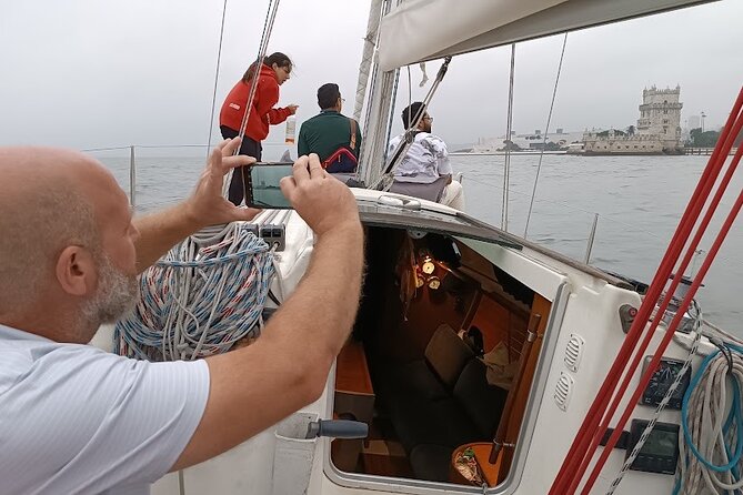 Private Lisbon Sailboat Tour with Welcome Drink - Key things to know before you sail