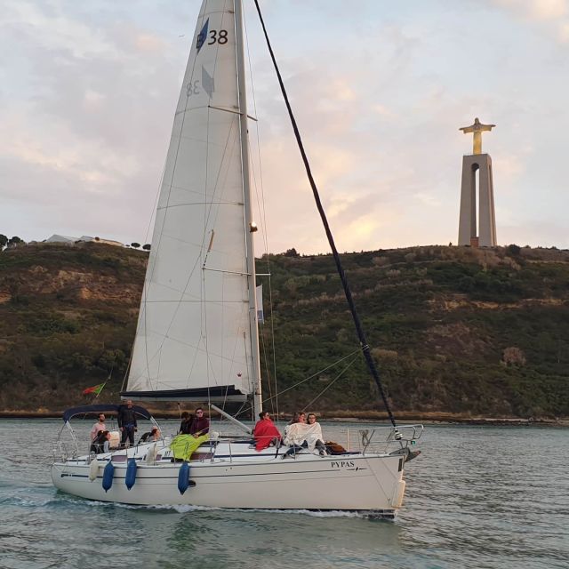 Private Lisbon Sightseeing Sailing Boat Tour with Locals - Meeting at Padrão dos Descobrimentos, then out onto the Tagus