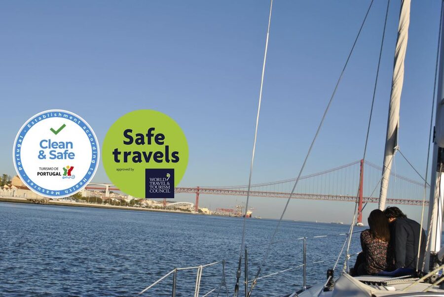 Private Romantic cruise with sparkling wine- 2-Hour- Lisbon - Key things you’ll notice
