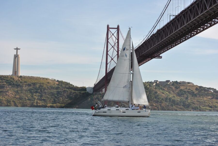Private Sailing Boat Tour Lisbon with a drink: 2 to 8 Hours - The final payoff: Cristo-Rei’s outstretched arms in Almada