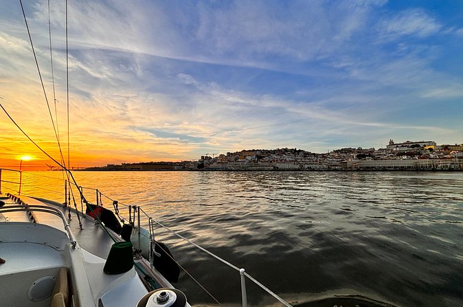 Private Sailing tour in Lisbon - Day Time, Sunset and Night - What You Can Expect to See Along the Way