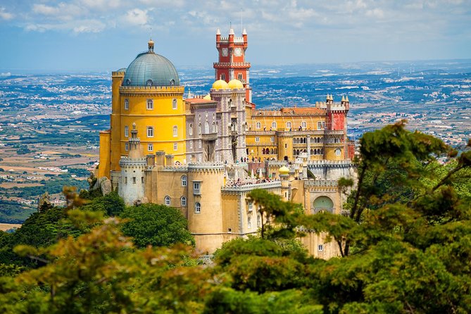 Private sightseeing Tour to Sintra and Cascais from Lisbon - Castelo dos Mouros: Moorish Walls From the 8th and 9th Centuries