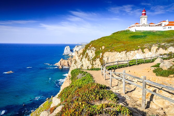 Private Sintra and Cascais Tour from Lisbon - Crowds, lines, and why the guide matters here