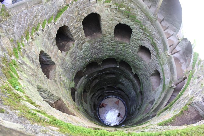 Private Sintra Tour from Lisbon with Regaleira Experience - Getting There: 9am Pickup and the 30 km Serra Run