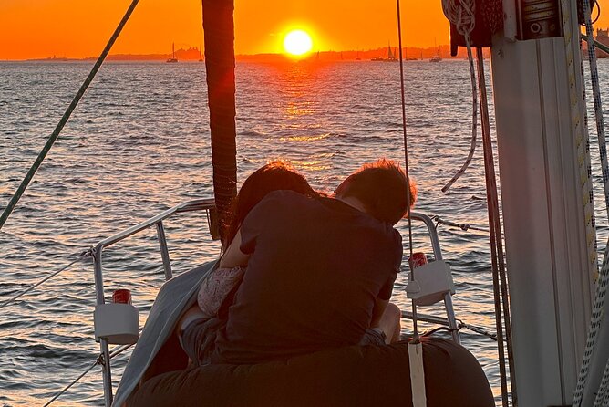 Private Sunset Sailing Boat Tour in Lisbon - Christ the King viewpoints and Almada: the south bank arrives