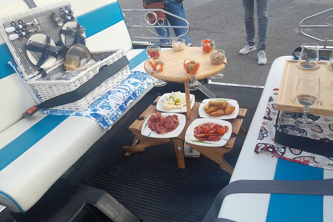 Private tapas tuk tuk tour through Lisbon - English guidance, and what to expect if you prefer Portuguese