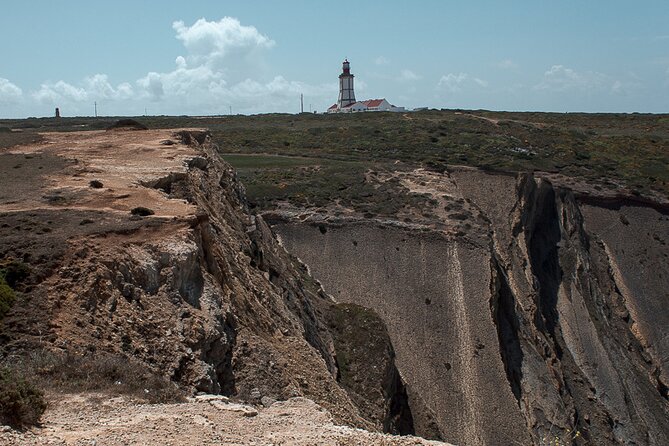 Private Tour: Arrábida Natural Park and Sesimbra Day Trip from Lisbon - The Lisbon start: Ponte 25 de Abril, then straight to the coast