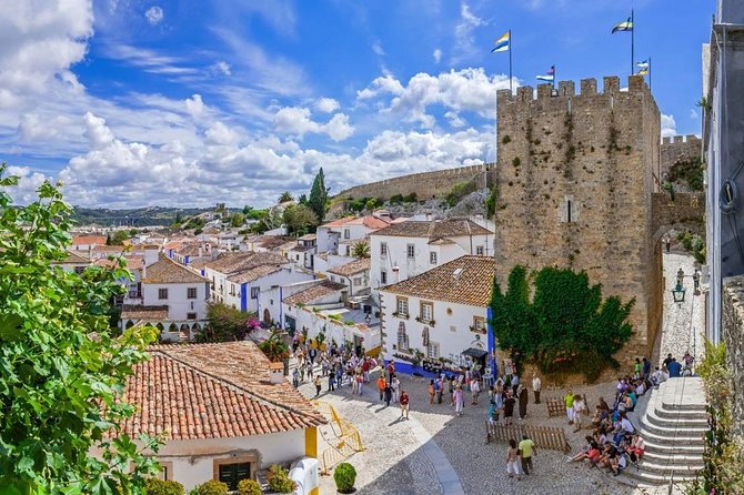 Private Tour Fatima, Nazaré, Batalha and Óbidos - Food time in Fatima, plus local guidance on where to eat