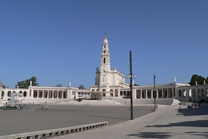 Private Tour From Lisbon: Fátima Sanctuary and Batalha Monastery - Lisbon to Fátima in One Day, With a Real Start Time