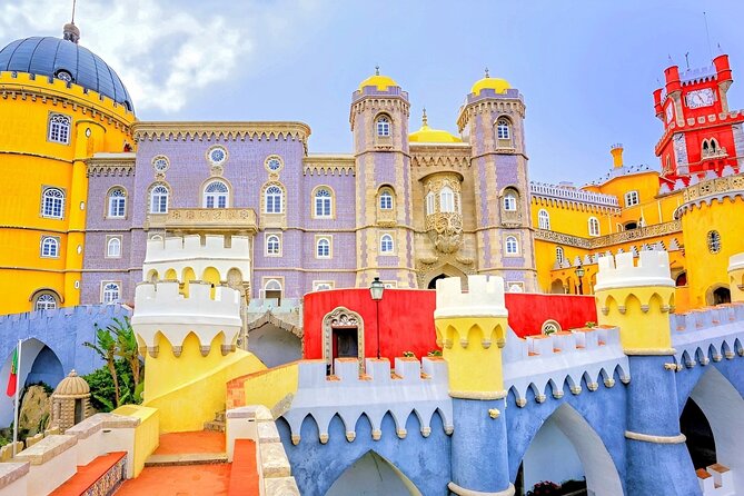 Private tour from Lisbon:Sintra Pena Palace Cabo da Roca, Cascais - Sintra Centro Historico: Your Hour to Wander Like a Local