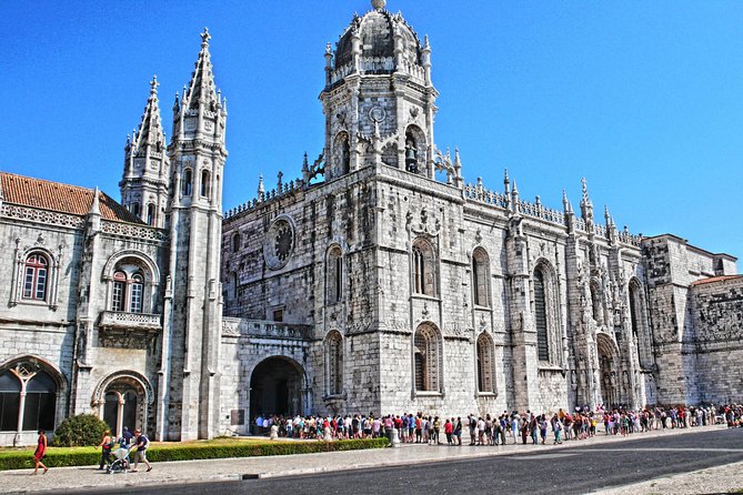 PRIVATE TOUR full day 7 Hills of Lisbon - Pickup from Lisbon, Cascais, or Sintra, and why it changes everything