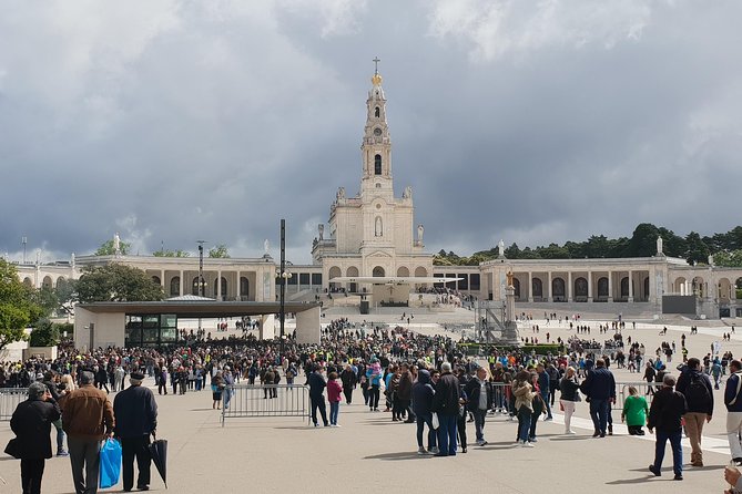 Private Tour Full Day Fátima - Porto - Óbidos - from Lisbon - Price and logistics: what you really pay for at $540.11 per person