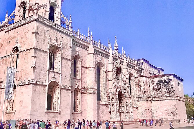 Private Tour in Lisbon - Cristo Rei and Christ the King views from the south bank