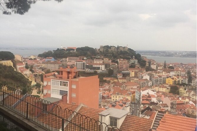 Private Tour in Lisbon - Jerónimos Monastery in 30 minutes, so go in with a focus