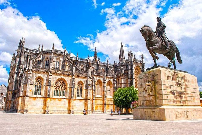 Private tour of Portugal 5 days from Lisbon - Day 4 Sao Bento Railway Station: the short stop that still matters